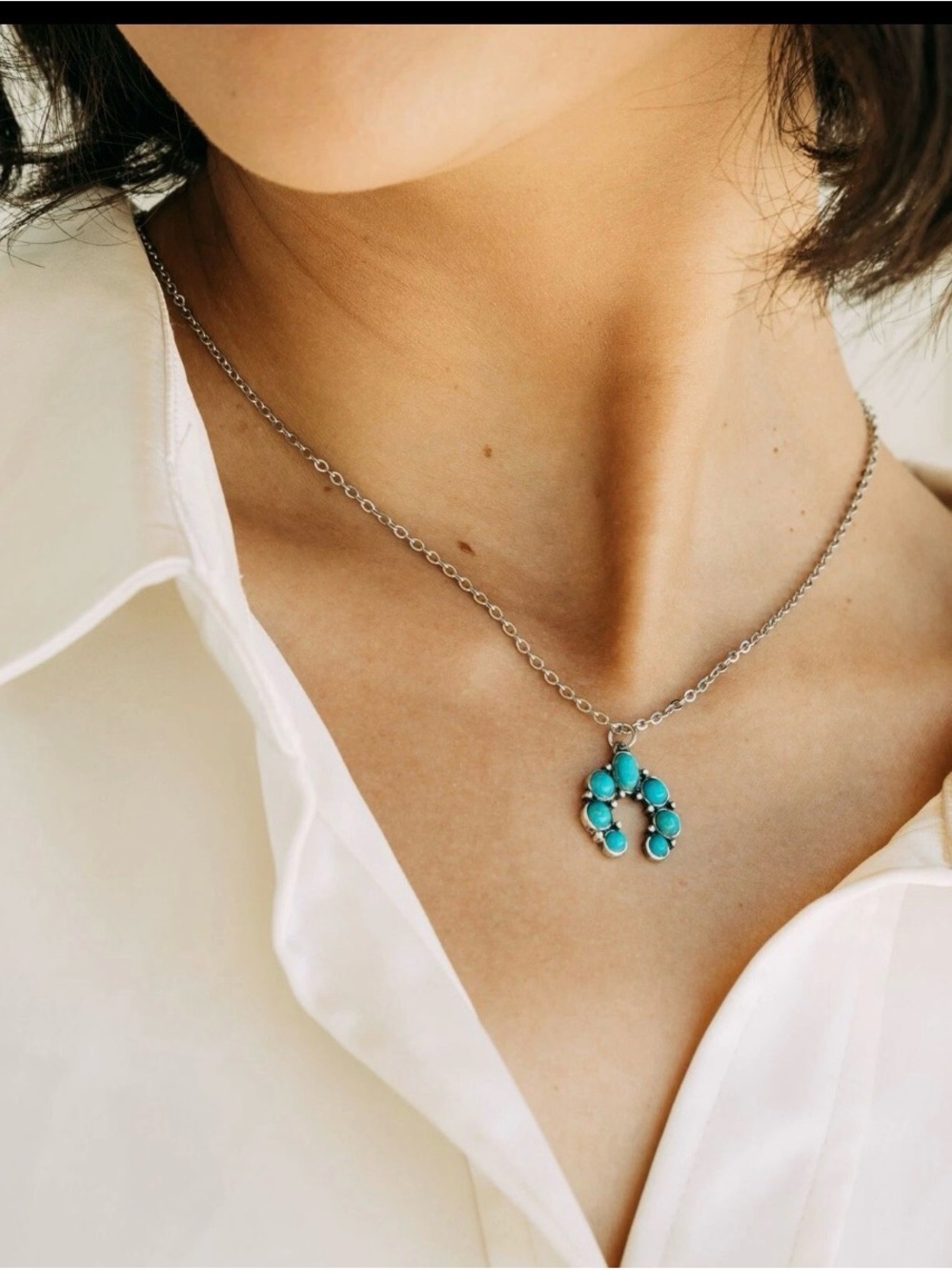 Plunder Design Lucie Turquoise Color Pendant Stainless Steel Necklace Horseshoe - Picture 6 of 9
